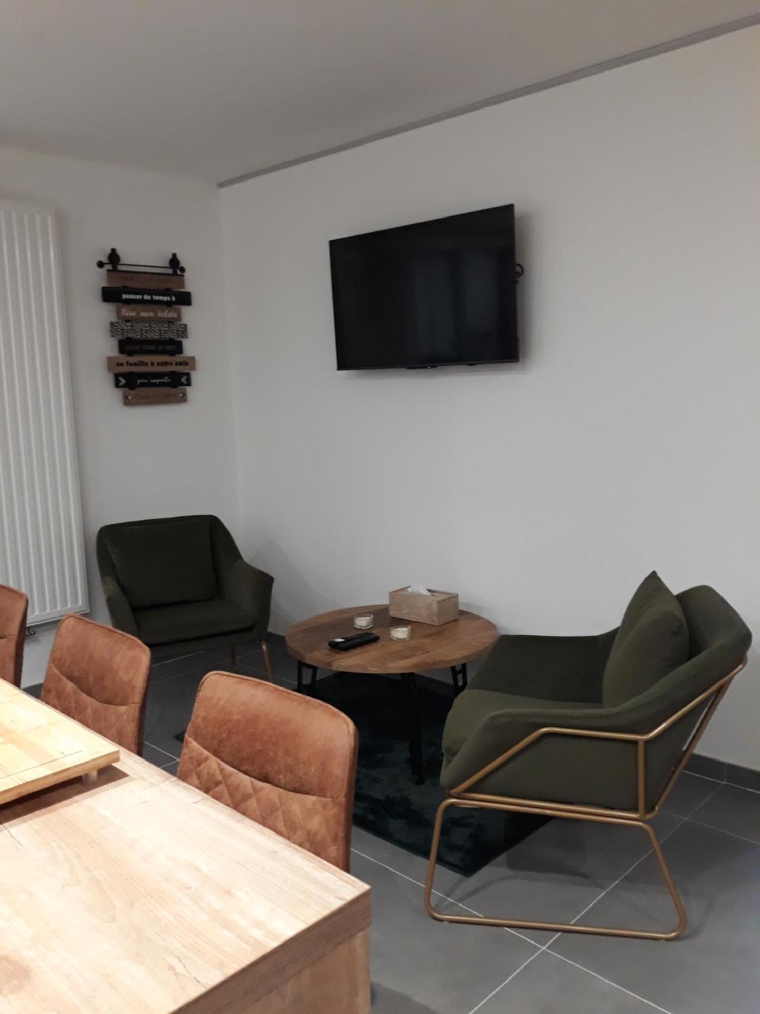Grand Gite Des Pins Chaumousey Extérieur photo